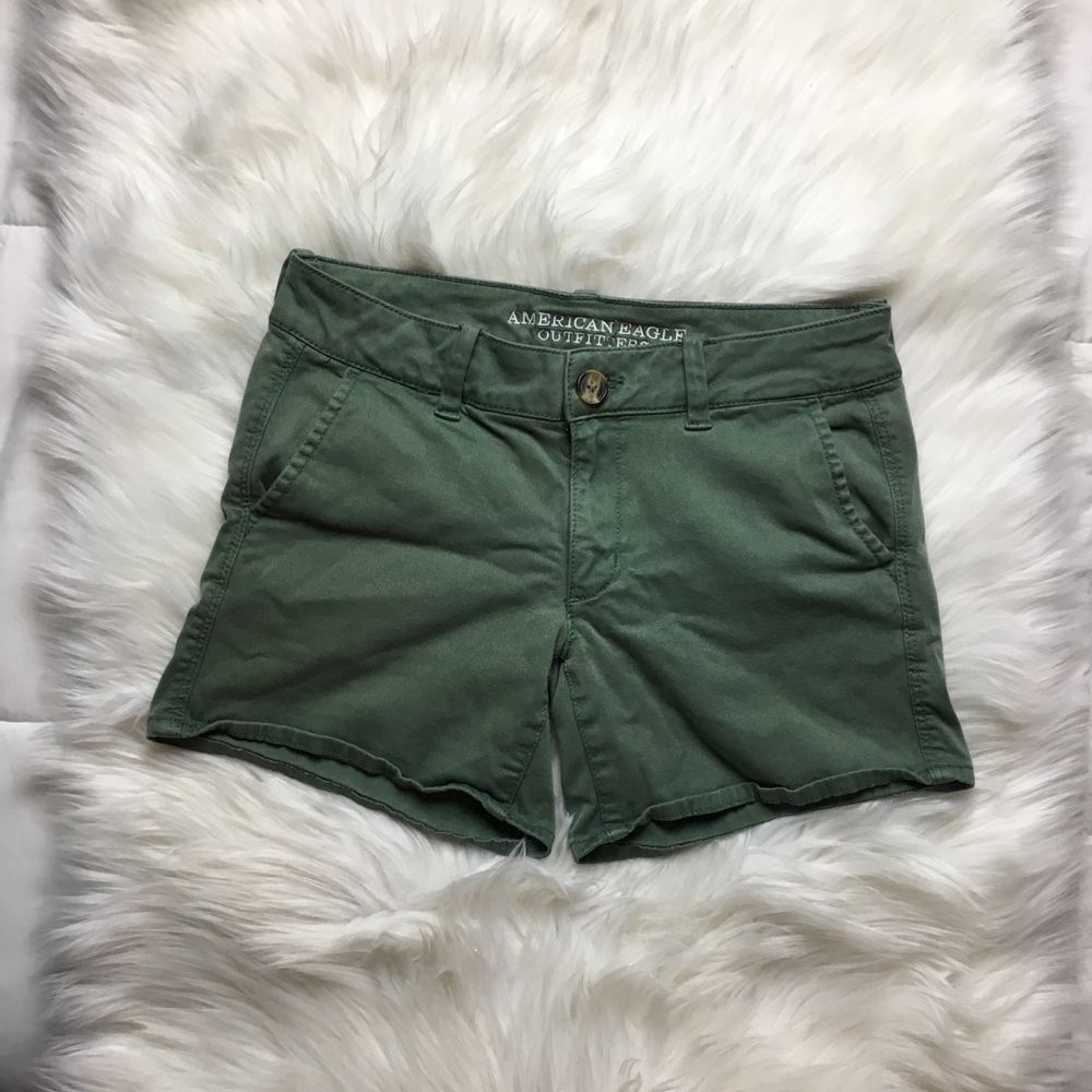 American Eagle Outfitters Khaki Midi shorts